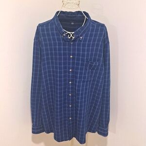 Croft & Barrow Men's Button Down Shirt, Size XLT.